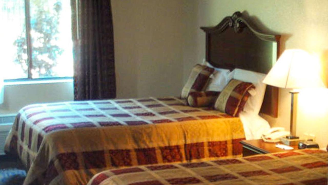 Hazlehurst Western Motel Inn And Suites Hazelhurst מראה חיצוני תמונה